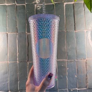 ✨NEW Starbucks Holographic Studded 24oz Tumbler💜
